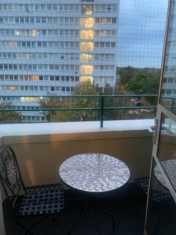 Cosy 2-Bedroom Flat In Finsbury Park, Modern, Convenient & Close To Central London! Bagian luar foto